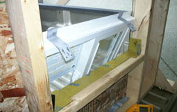 Andy Clips on window flange
